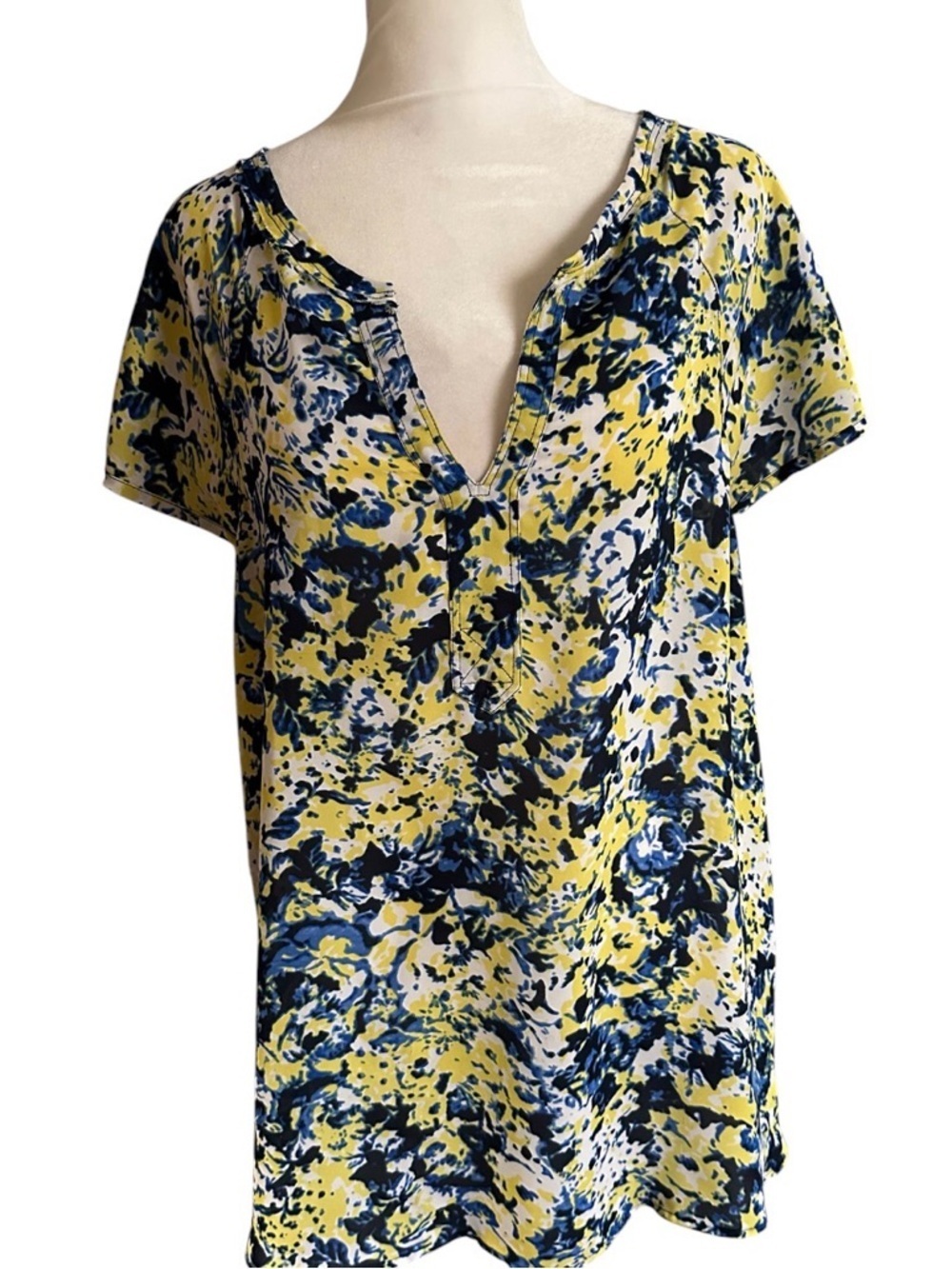 Liz Claiborne Yellow & Blue Printed V-Neck Blouse size L